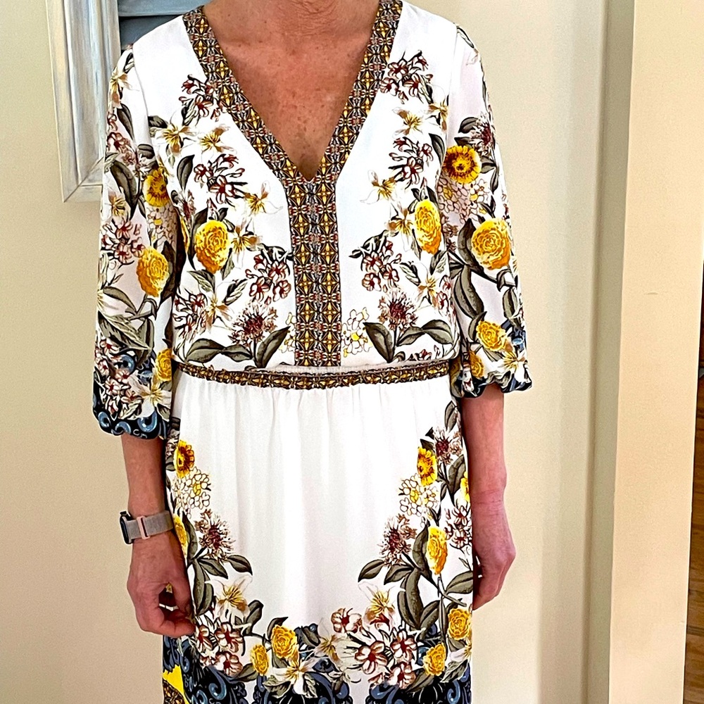 Whitehouse Blackmarket Sunflower Dress